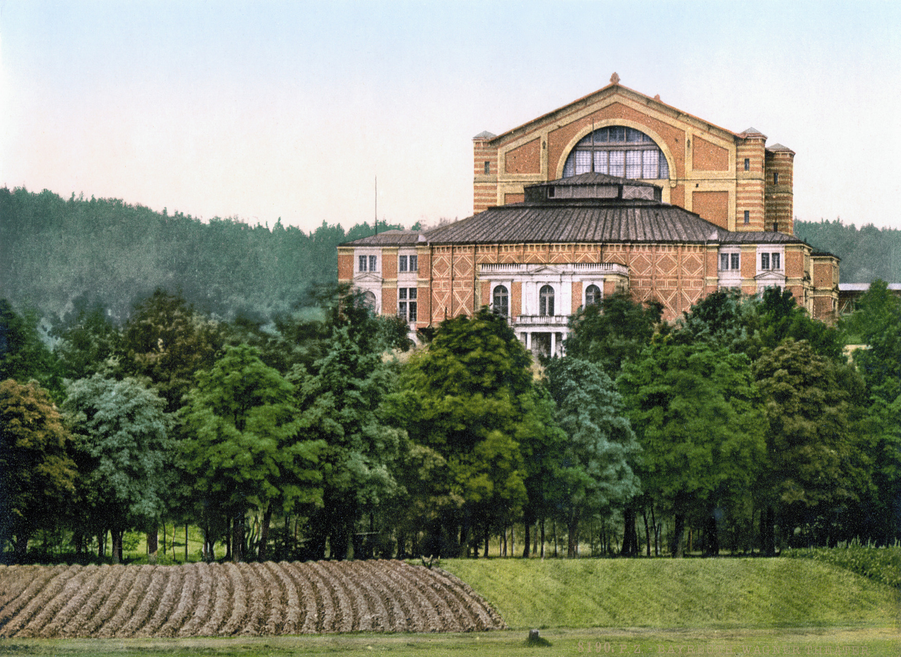 El teatro de Bayreuth, centro del wagnerismo (fotografía de 1900 aprox.)